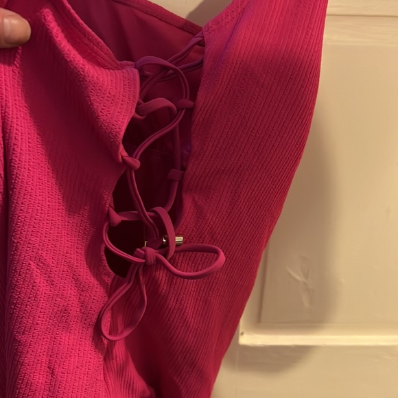 Bathing suit - Picture 3 of 3